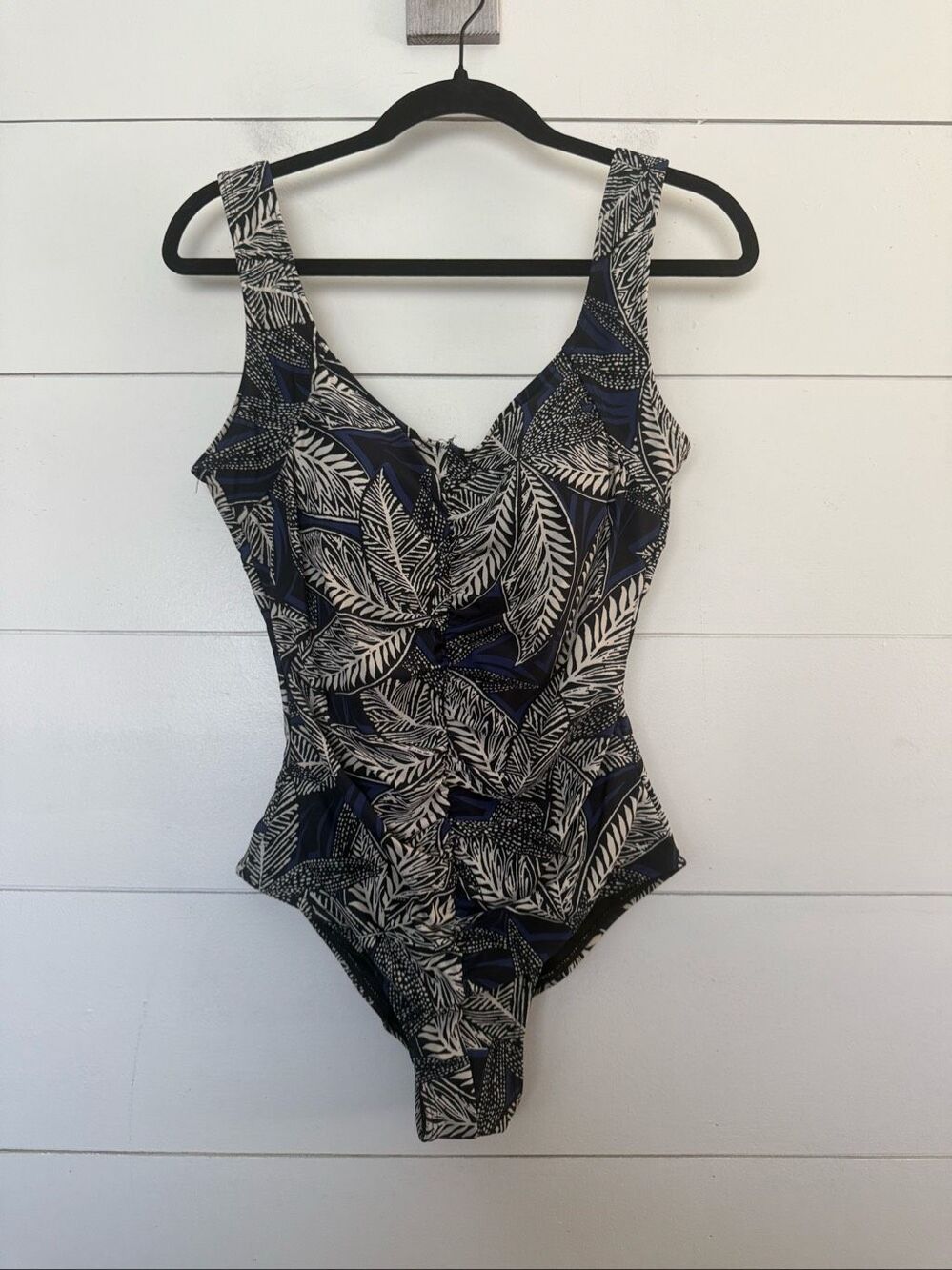 Island Pearls Women’s 10 Black Tan One Pice Swim Vintage